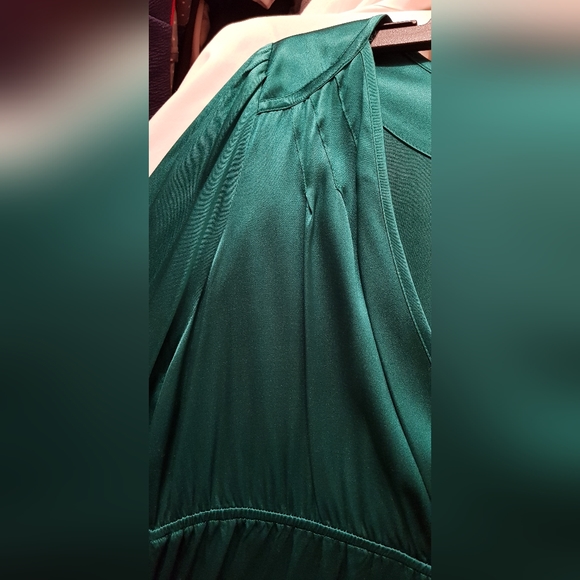 Emerald silk Ojay dress - Picture 4 of 11